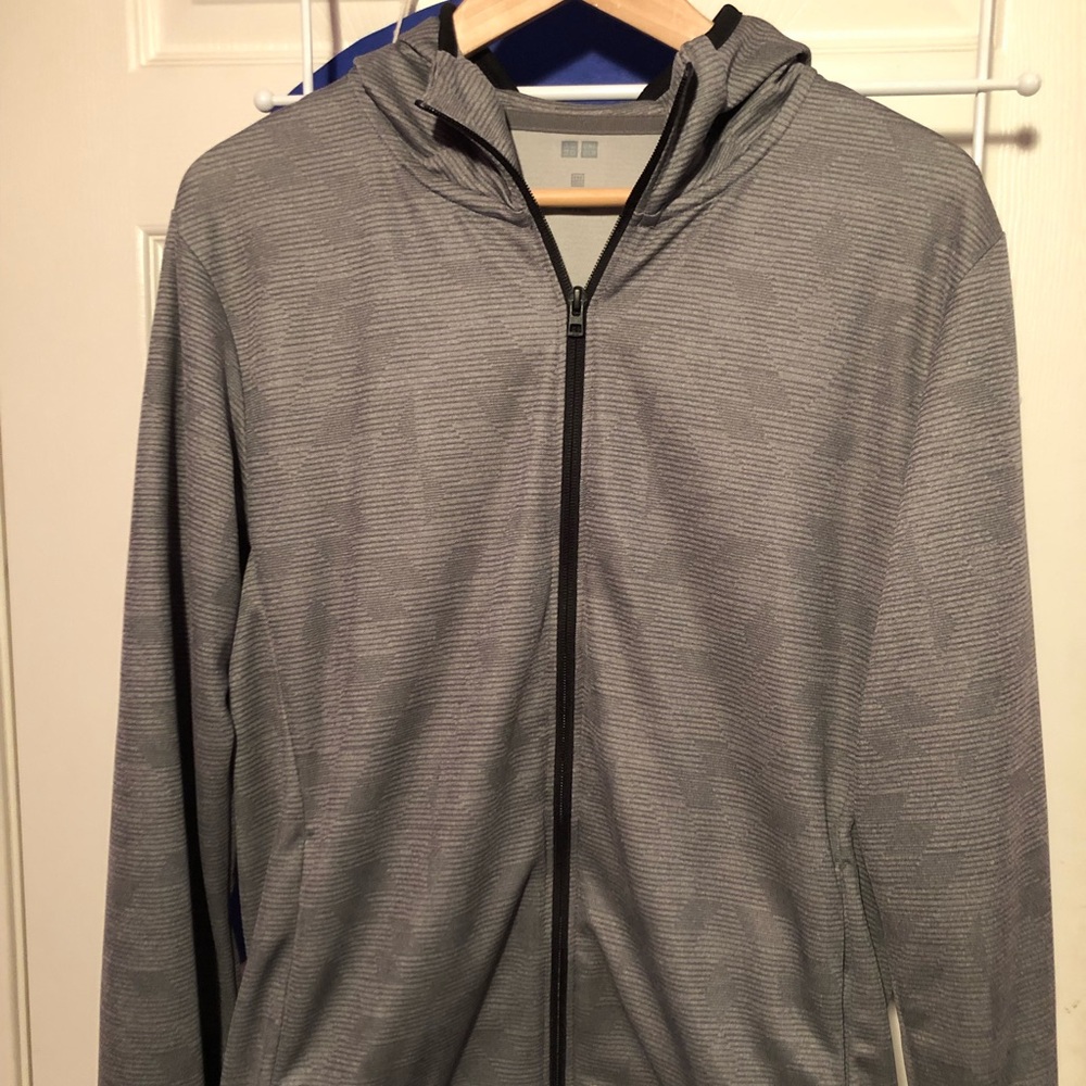 Uniqlo Grey Long Sleeve Zip Up Hoodie